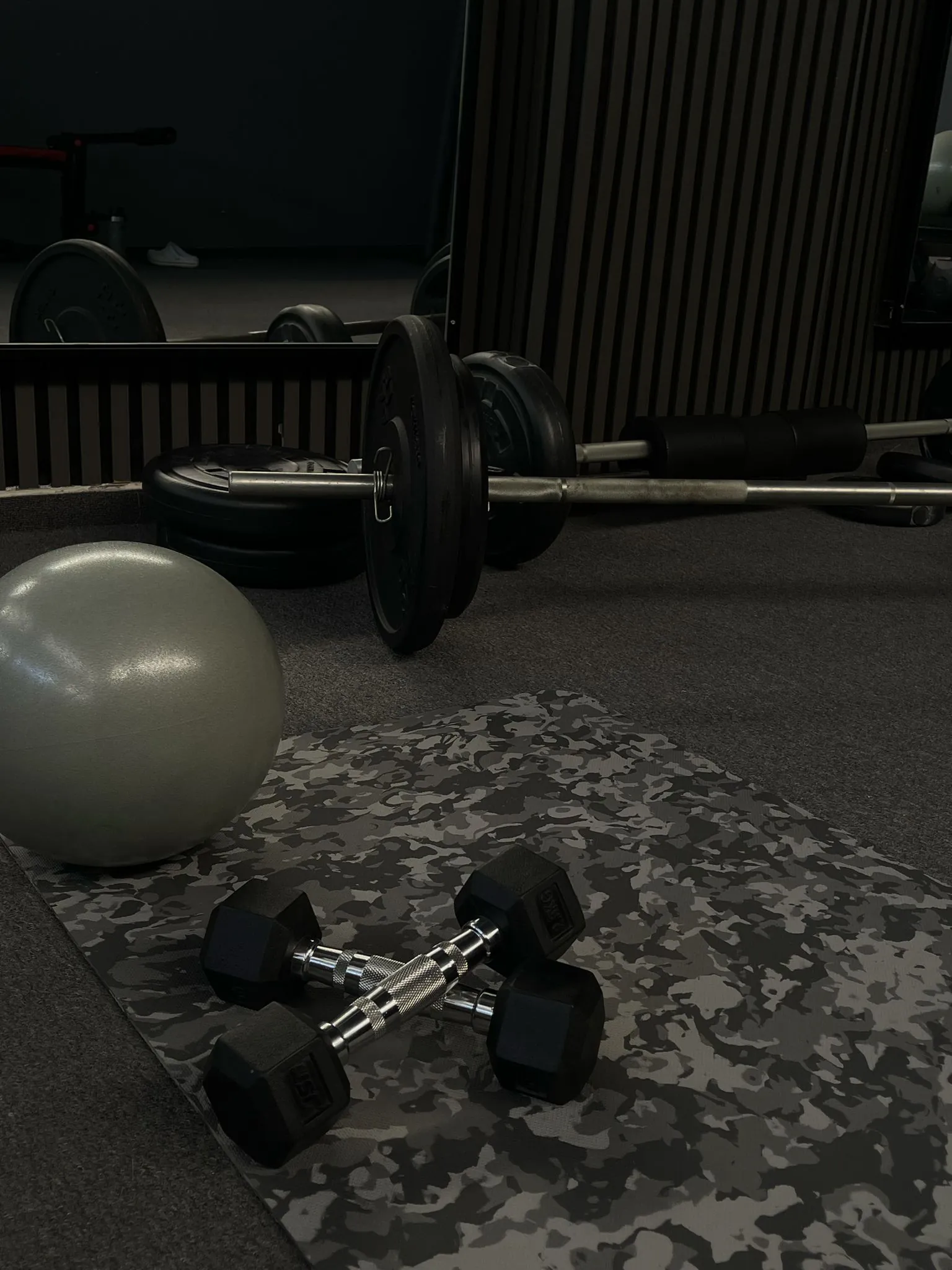 NOXX Pilates stüdyosunun iç mekân atmosferi